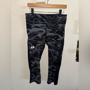 Under Armour Black and Gray Patterned Leggings